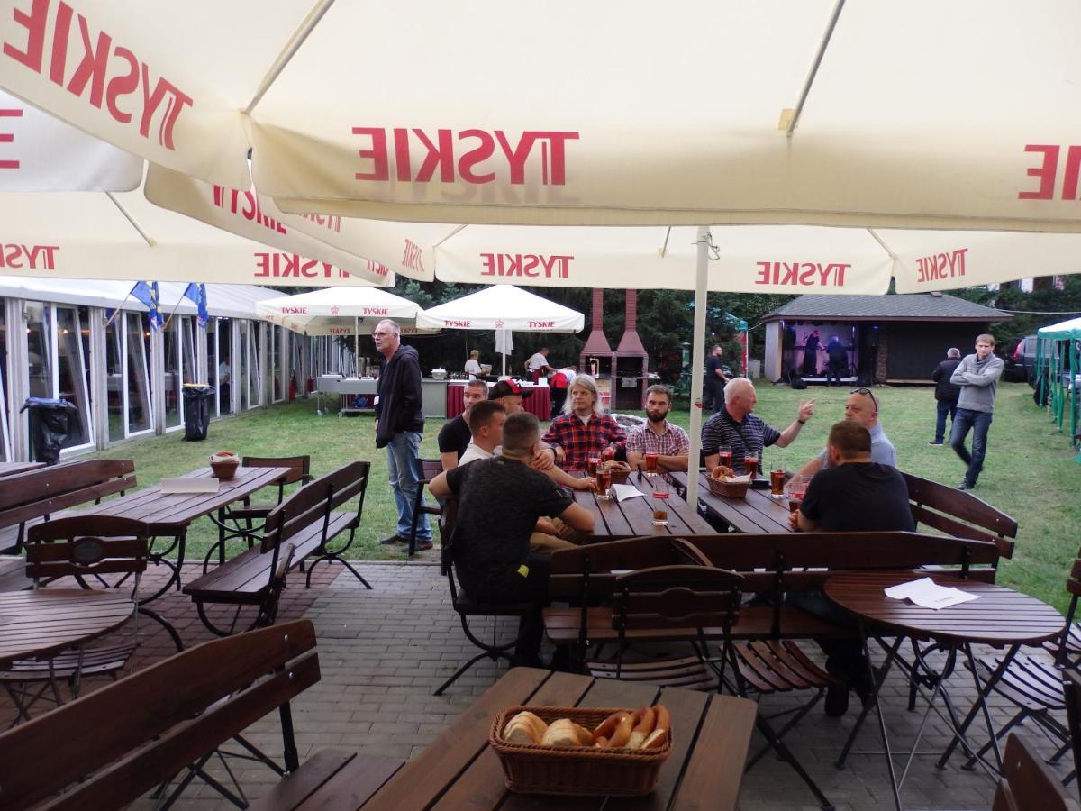 Gosciniec Borne Sulinowo - Byla Baza Wojskowa Hotel ภายนอก รูปภาพ
