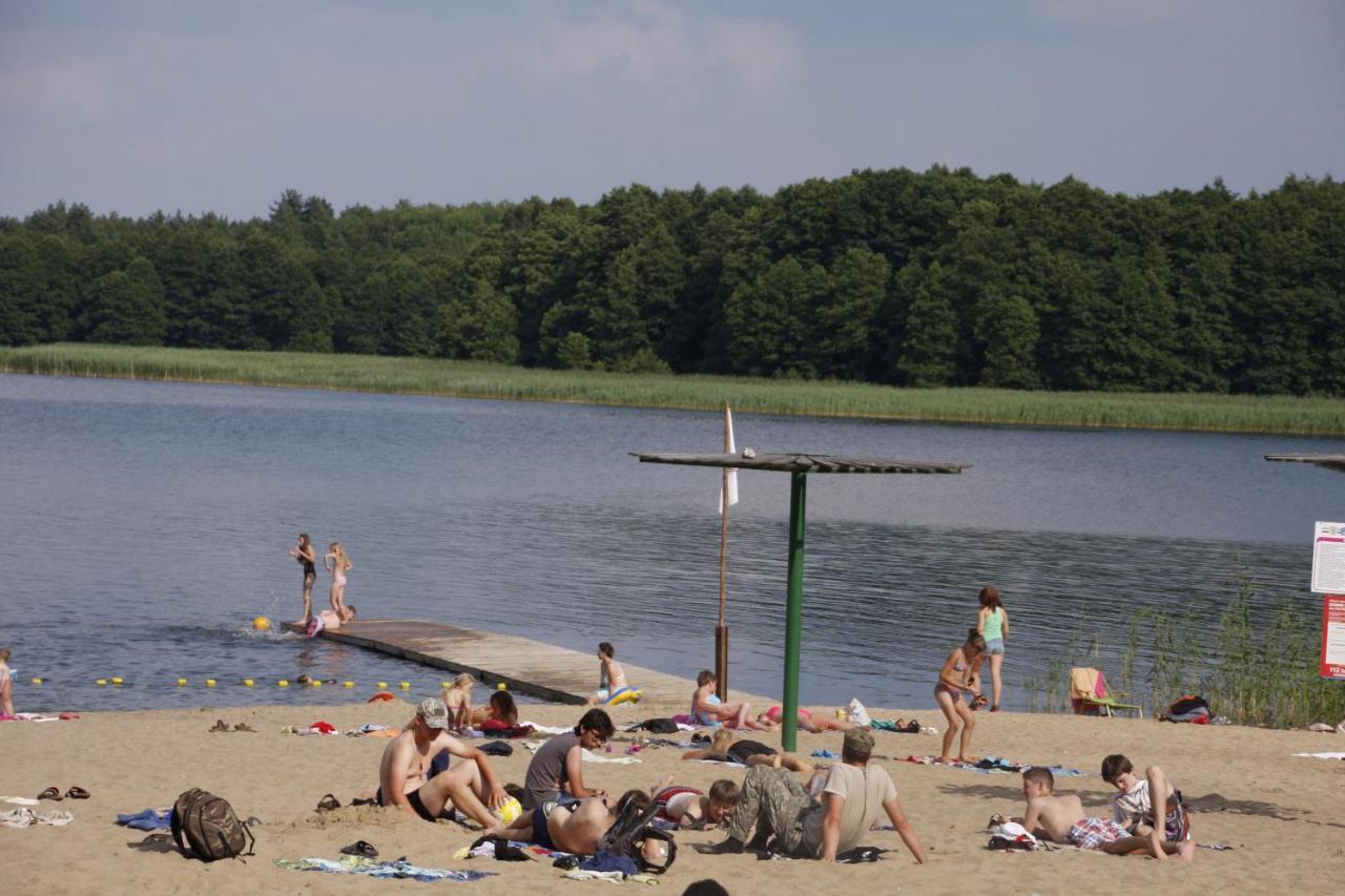 Gosciniec Borne Sulinowo - Byla Baza Wojskowa Hotel ภายนอก รูปภาพ