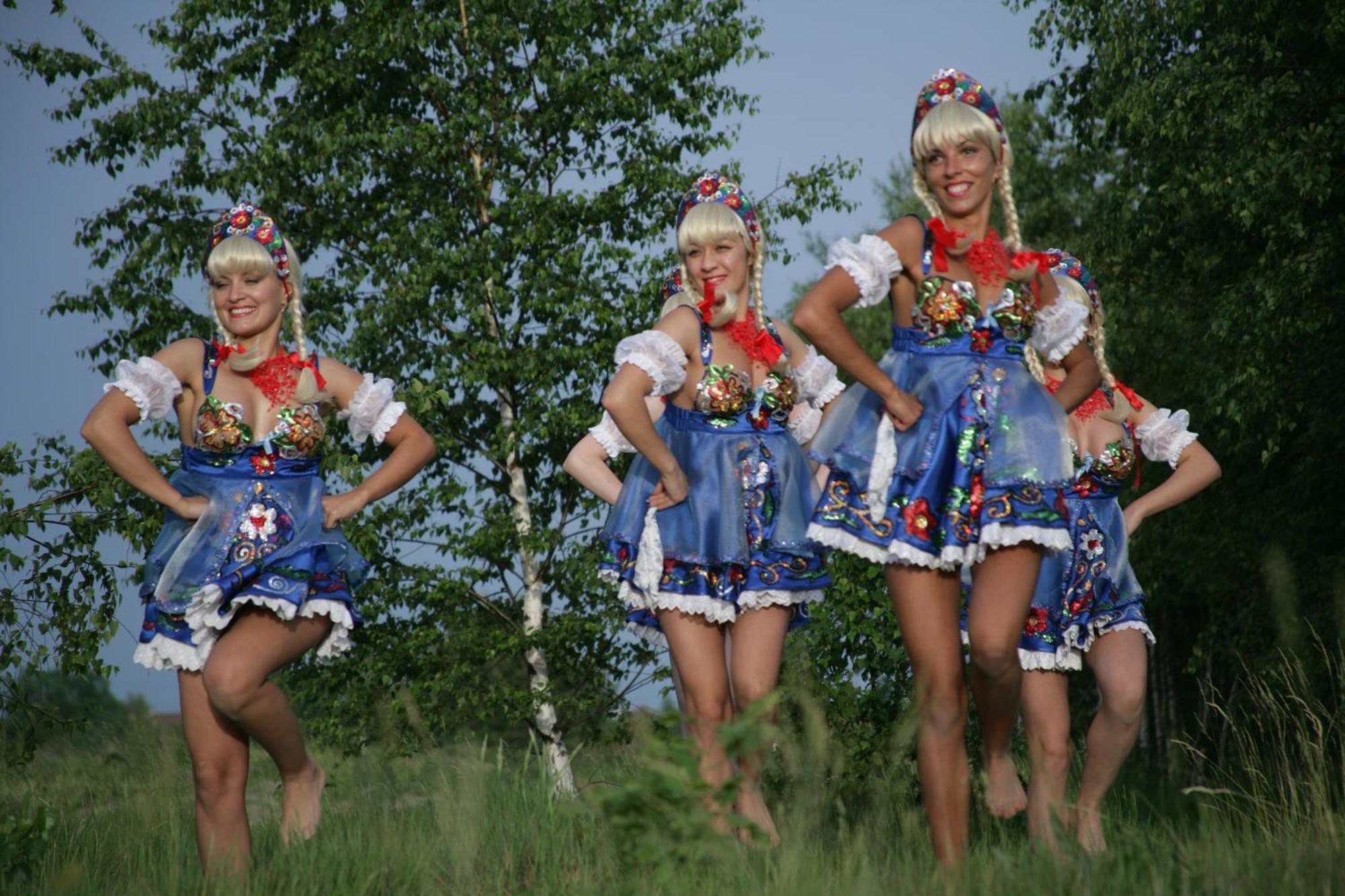 Gosciniec Borne Sulinowo - Byla Baza Wojskowa Hotel ภายนอก รูปภาพ